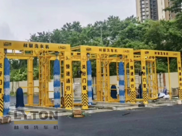 林頓大巴全自動(dòng)洗車(chē)機(jī)、大型通道式洗車(chē)機(jī)、公交車(chē)洗車(chē)機(jī)廠家、南京大巴洗車(chē)機(jī)廠家