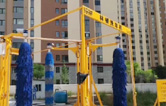 大型通道式巴士洗車機，廣泛應(yīng)用于城市公交系統(tǒng)。全自動洗車機設(shè)備選林頓，專注清洗，誠信服務(wù)每一個客戶！